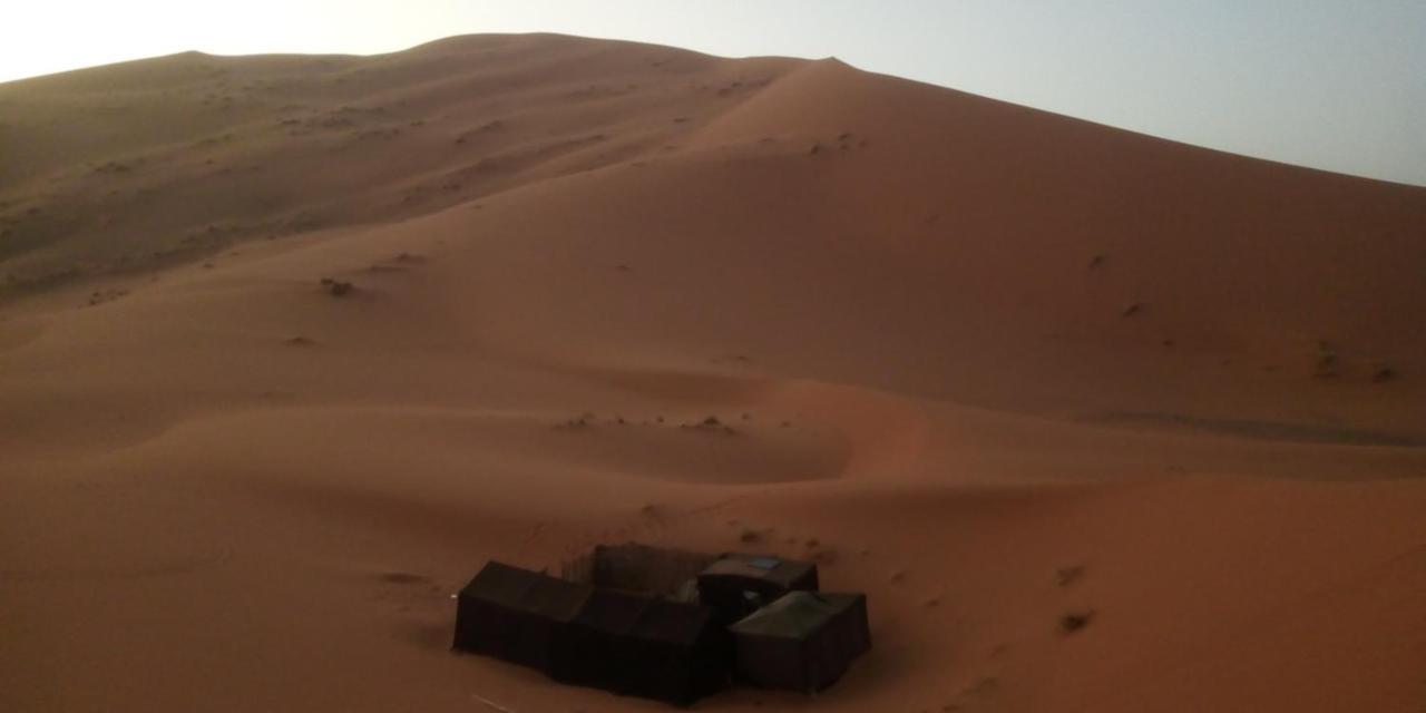 Gambi Camp Hotel Adrouine Exterior photo